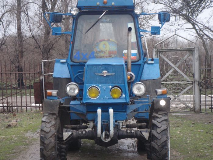 Купить трактор в белгородской. Т 40 С кабиной ЛТЗ 55. ЛТЗ-55 трактор. Трактор т40 и ЛТЗ 55. ЛТЗ Т-40 кабина.